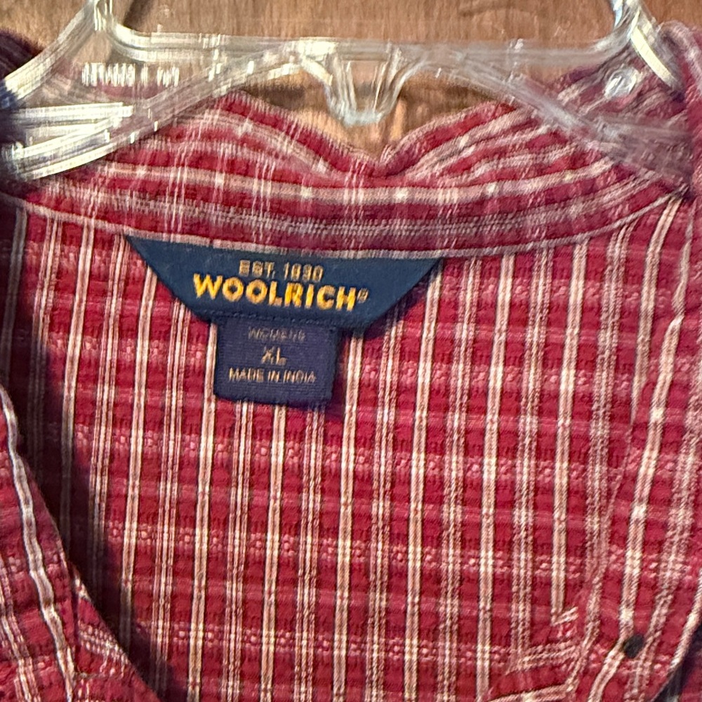 Woolrich button down - Picture 2 of 3